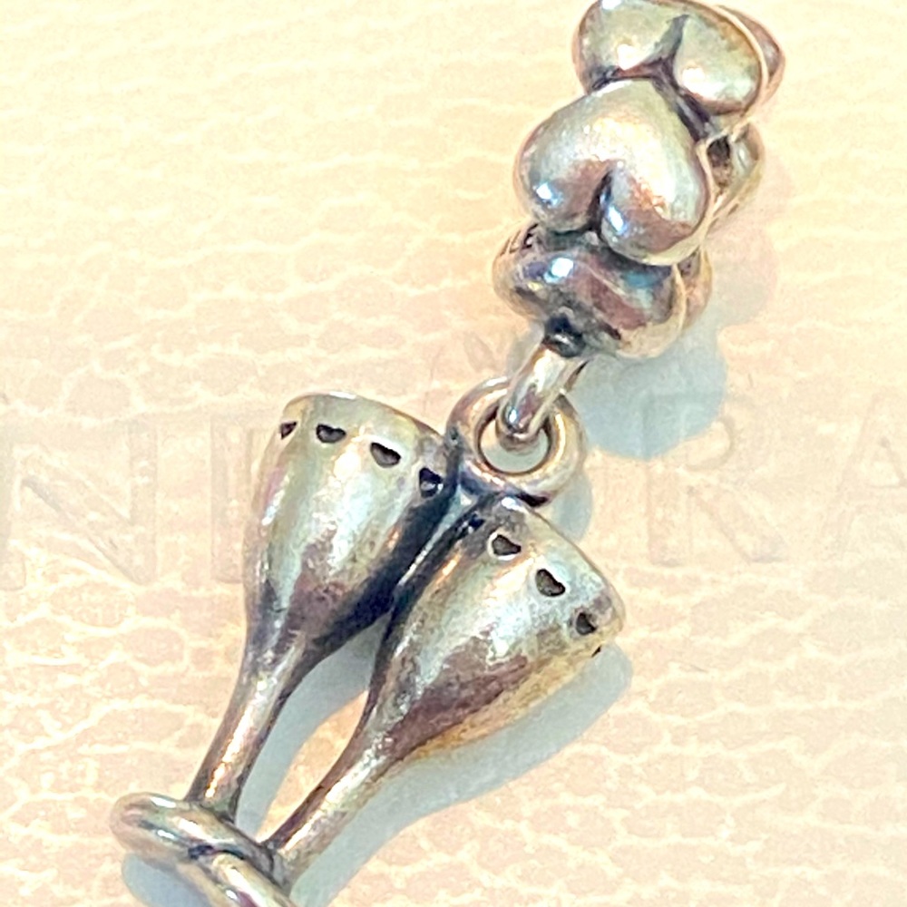 Pandora champagne glass charm